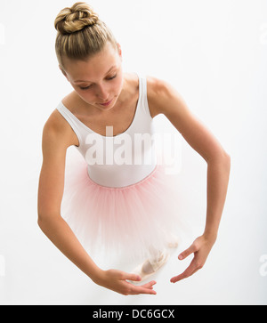 Erhöhten Blick auf Teenager (16-17)-ballerina Stockfoto