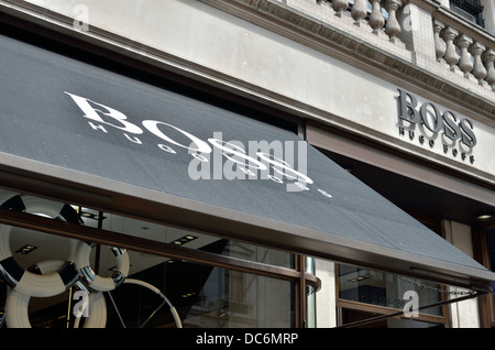 Hugo Boss Herren Fashion-Store in der Regent Street, London, UK. Stockfoto