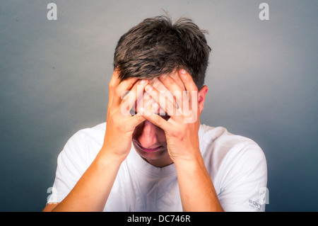 ein Bild von verärgert junger Mann Stockfoto