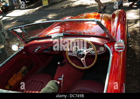 Innere des klassischen Austin-Healey 3000 Sportwagen Stockfoto
