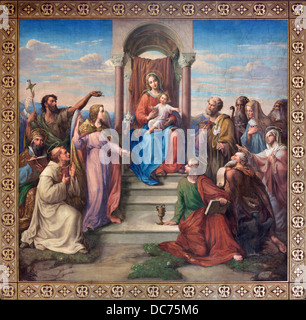 Wien - Juli 27: Fresko der "Madonna von Wien" von Leopold Kupelwieser von 1858 im Kirchenschiff der Altlerchenfelder Kirche Stockfoto