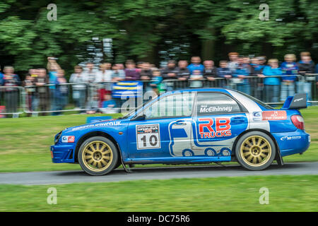 Lurgan, Co Armagh, Nordirland, Vereinigtes Königreich, Rallye-10. August 2013, Autos, die Teilnahme an der jährlichen Lurgan Park-Rallye, Roger Bradley/Alamy Live News Stockfoto