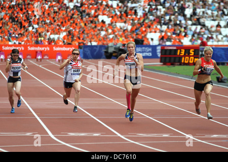 Maria SEIFERT Deutschland (rechts) auf dem Weg nach 100m T37 Frauen - Finale zum Jubiläum Gewinnspiele im Olympiapark. Stockfoto