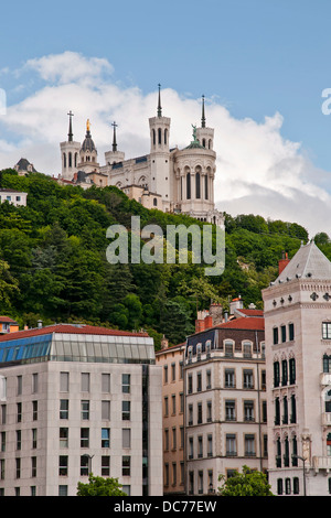 Blick auf Lyon mit berühmten Kathedrale Notre-Dame-Basilika auf dem Hügel, Lyon, Frankreich, Lyon, Frankreich, Europa, Frankreich, Europa Stockfoto