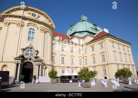 Wien - Kloster in Klosterneuburg aus Westen am 27. Juli 2013 Vienna. Stockfoto