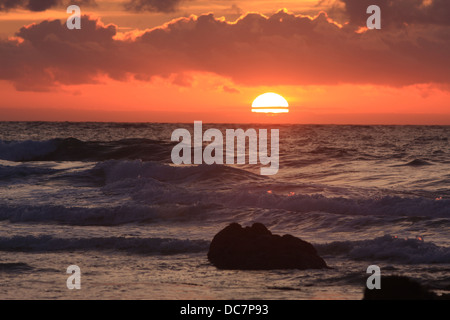 Dramatischen Sonnenuntergang Porthmeor Beach St.Ives Cornwall England entnommen. Stockfoto