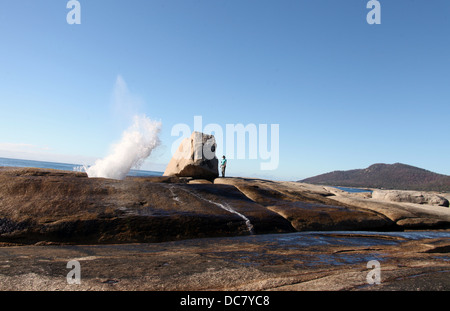 Blasloch Eruption am Bicheno an der Ost Küste von Tasmanien Stockfoto