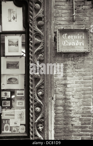 Framimng und Kunst-Shop in Lucca, Italien Stockfoto