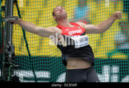 Moskau, Russland. 12. August 2013. Robert Harting führt während der Mens Diskus werfen Qualifikation bei den 14. Weltmeisterschaften in der Leichtathletik im Luzhniki-Stadion in Moskau, Russland, 12. August 2013. Foto: Michael Kappeler/Dpa/Alamy Live News Stockfoto