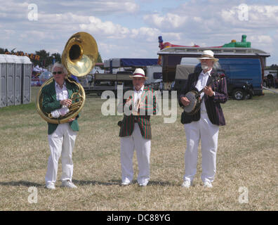 Maidenhead, Berkshire, England, UK. 11. August 2013.  Retro-Festival in White Waltham Flugplatz. Bildnachweis: Mark Beton/Festivals/Alamy Live-Nachrichten Stockfoto