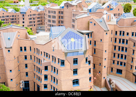 ING Bank Hauptsitz in Amsterdam, in Madurodam Interactive Miniatur Park, Niederlande Stockfoto