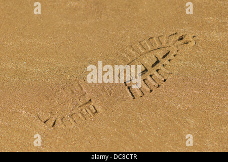 Boot-Fußabdruck im Sand Stockfoto