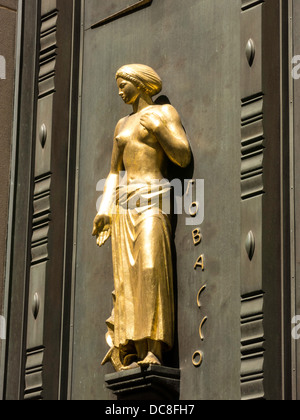 Branchen des britischen Empire, Rockefeller Center British Empire Building, 620 Fifth Avenue, New York Stockfoto