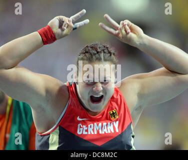 Moskau, Russland. 12. August 2013. Christina Schwanitz Deutschland reagiert im Kugelstoßen der Frauen bei den 14. Weltmeisterschaften in der Leichtathletik im Luzhniki-Stadion in Moskau, Russland, 12. August 2013. Foto: Michael Kappeler/Dpa/Alamy Live News Stockfoto