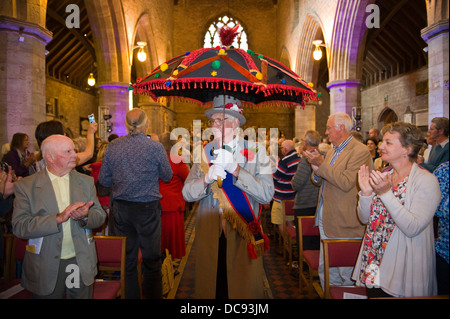 Brecon Jazz Festival 2013. Jährliche Jazz Gottesdienst in Brecon Kathedrale mit der unnachgiebig New Orleans Jazz Brass Band Stockfoto