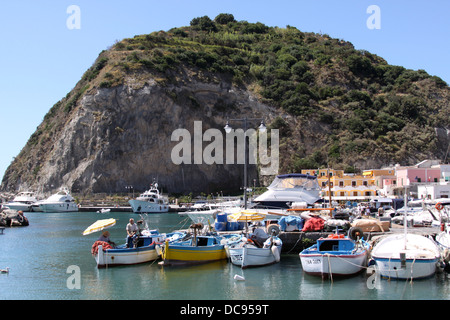 Dorf von Sant ' Angelo, Angeln, Serrara Fontana, Insel Ischia, Golf von Neapel, Kampanien, Süditalien, Italien, Europa Stockfoto