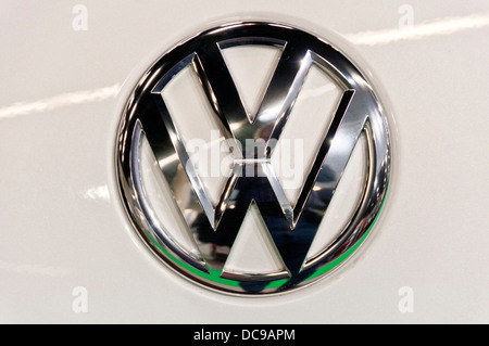 VW Volkswagen Logo auf einem Auto Stockfoto