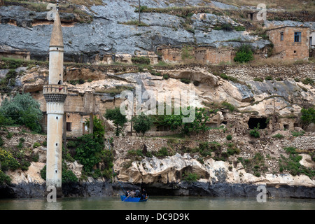 Überfluteten Savaşan Dorf unter Birecik Verdammung See Halfeti Urfa Türkei Stockfoto