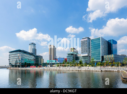 Die BBC und andere Gebäude an der MediaCityUK, Salford Quays, Manchester, UK Stockfoto