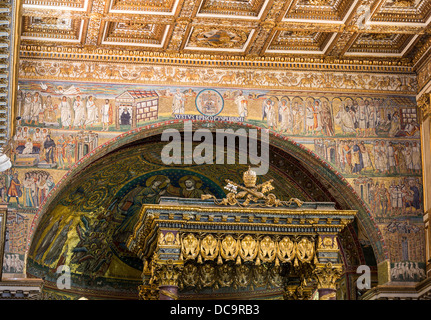 Mosaike auf dem Bogen des Kirchenschiffs, Basilica di Santa Maria Maggiore, Rom, Italien Stockfoto