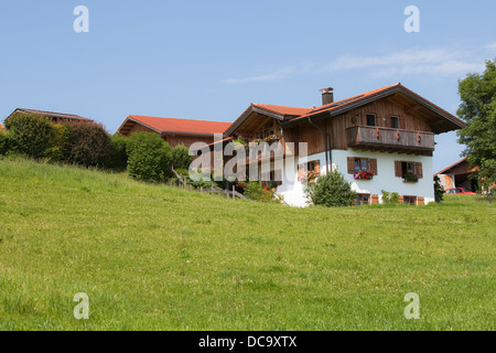 Traditionellen bayrischen Bauernhäusern Stockfoto
