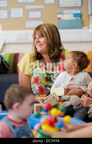 St. Pauls-Kindergarten und Kinder Zentrum, Bristol UK - Schulleiter Lucy Driver. Stockfoto