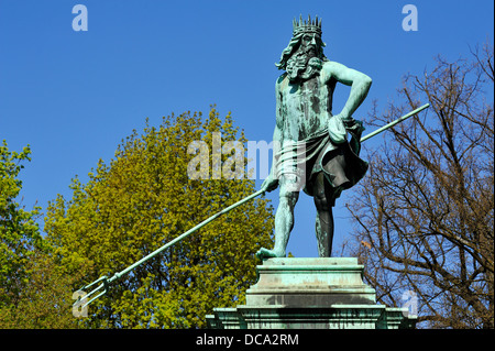 Skulptur des Neptun, Neptun-Brunnen, Stadtpark Nürnberg Stockfoto