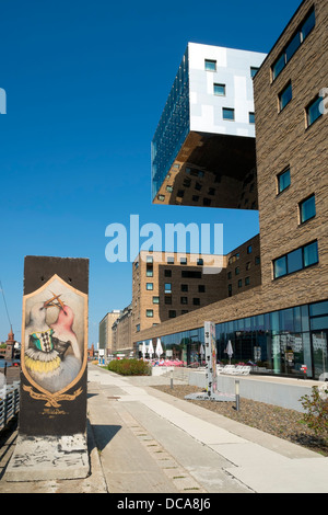 Blick auf moderne Nhow Hotel in Berlin Deutschland Stockfoto