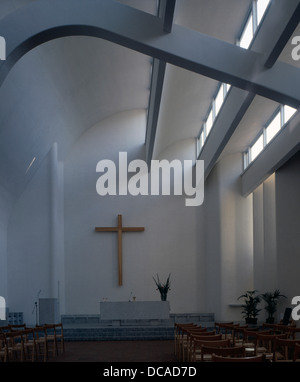 Kirche in Riola di Vergato, in der Nähe von Bologna, 1978. Nach Aaltos Tod im Jahre 1976 von seiner Frau Elissa Makiniwemi abgeschlossen. Alvar Aalto Stockfoto