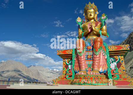 Maitreya Buddha-Statue in der Nähe von Kloster Diskit Stockfoto