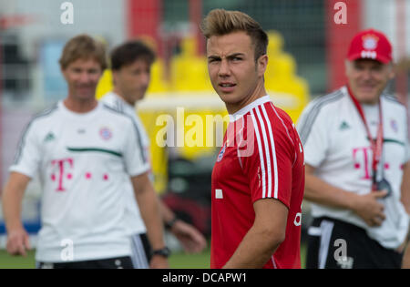 München, Deutschland. 14. August 2013. FC Bayern Mario Goetze beteiligt sich an der öffentlichen Trainingseinheit in München, 14. August 2013. Foto: PETER KNEFFEL/Dpa/Alamy Live News Stockfoto