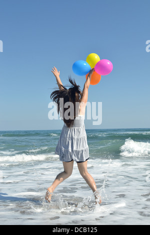 Strand, Frauen, Ballon Stockfoto