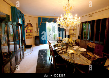 Die Dining Room in Graceland die Heimat von Elvis Presley in Memphis Tennessee USA Stockfoto