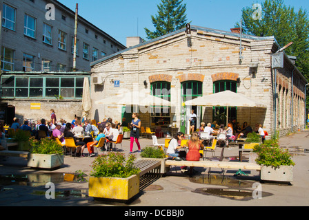 F-Gebäude Restaurant bar außen Telliskivi Straße und Umgebung Tallinn Estland das Baltikum-Europa Stockfoto