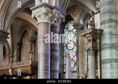 Innenraum der Kathedrale in Canterbury Kent Stockfoto