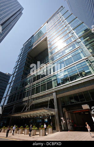 5 Canada Square Bank von Amerika und Credit Suisse Canary Wharf London England UK auch Reuters Thomson bis 2020 Stockfoto