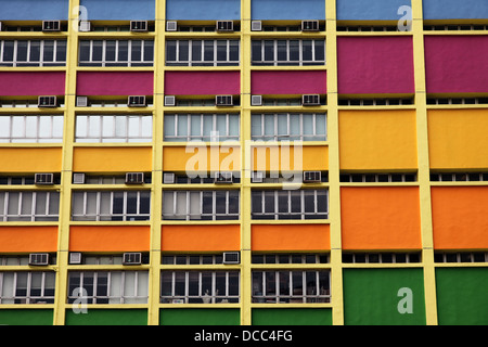 Es ist ein Foto von einer sehr bunt Kindergarten Schule für PV-Kinder in Hong Kong. Es ist ein modernes Gebäude Stockfoto