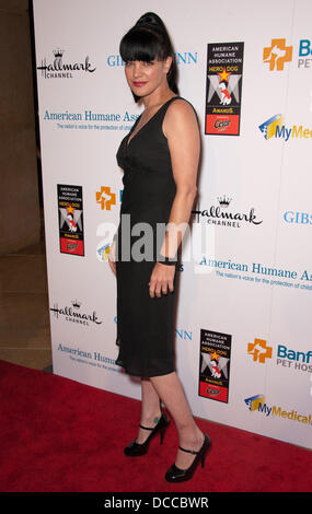 Pauley Perrette The American Humane Association des ersten jährlichen Held Hund Auszeichnungen bei The Beverly Hilton Hotel Beverly Hills, Kalifornien, USA - 01.10.11 Stockfoto