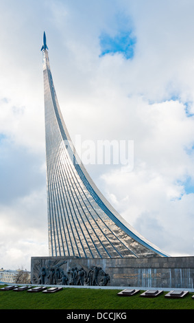 Denkmal "für die Eroberer des Weltraums", Moskau, Russland Stockfoto