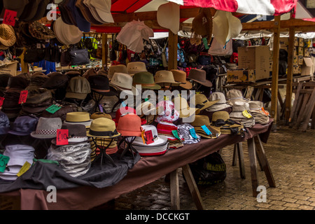 Hut-Stall auf Skipton Markt Stockfoto