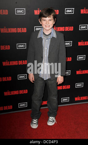 Chandler Riggs bei der Premiere von AMC "The Walking Dead" 2. Staffel bei LA Live Theater Los Angeles, Kalifornien - 03.10.11 Stockfoto