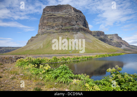 Der Berg Lomagnupur von der westlichen Seite des Skeioararsandur schlicht Skaftafell Überschwemmungsgebiet von Island Stockfoto