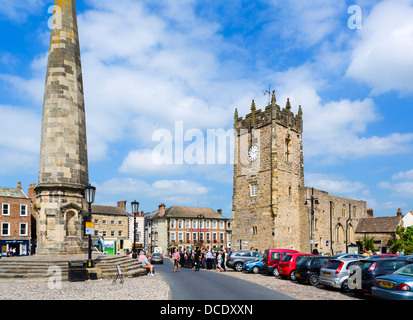 Historischen Marktplatz in Richmond, North Yorkshire, Yorkshire Dales, England, UK Stockfoto