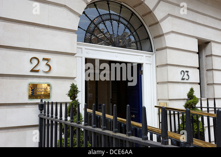 Krankenpflege und Geburtshilfe Rat 23 Portland Place London England UK Stockfoto