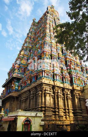 Meenakshi Amman Kovil ist eine historische Hindu-Tempel befindet sich in der südlichen Bank des Flusses Vaigai in der Stadt von Madurai, Tamil Nadu Stockfoto