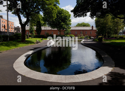 Éamonn O'Dohertys "Anna Livia" Skulptur, Croppie (aka Croppy) Memorial Park, Nr Collins Barracks Museum, Stadt Dublin, Irland Stockfoto