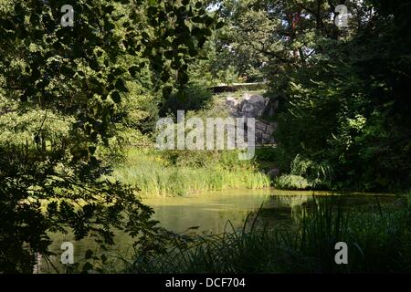 Berlin, Deutschland. 15. August 2013. Blick auf die Brixplatz in Berlin-Westend in Charlottenburg-Wilmersdorf Bezirk von Berlin, Deutschland, 15. August 2013. Foto: Jens Kalaene/Dpa/Alamy Live News Stockfoto