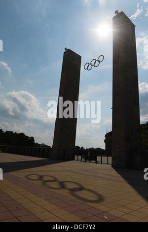 Berlin, Deutschland. 15. August 2013. Blick auf das Olympiastadion in Berlin, Deutschland, 15. August 2013. Foto: Jens Kalaene/Dpa/Alamy Live News Stockfoto