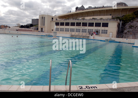 Der berühmte Tinside Pool in auf Plymouth Hacke Stockfoto