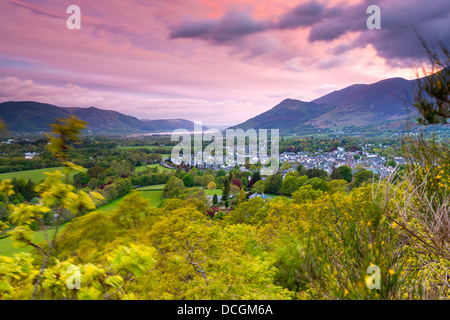 Blick vom Castlehead Holz Aussichtspunkt in der Nähe von Castlerigg Dorf in Richtung Keswick, Lake District National Park, Stockfoto